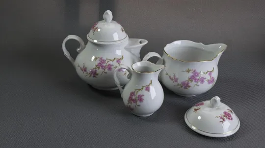 Купити Набор посуды Кахла Kahla БУ фарфор чайник, 2 соусника, крышка порцеляновий набір