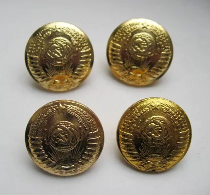 фото, ГУДЗИКИ /ПУГОВИЦЫ/ = ГЕНЕРАЛЬСЬКІ = МОСМТАМП 1974, 1977, 1982 р. = великі - 2,5 см. = 4 шт.