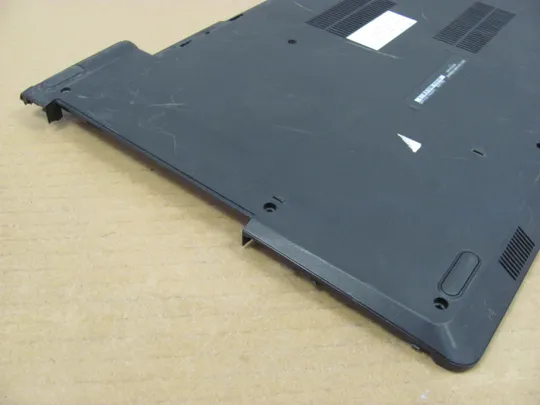 номер0248-9 Кришка дно піддон корпуса 00MRCR  для Dell Vostro 15-3000 V3562 3565 V3568 оригінал З аукціону