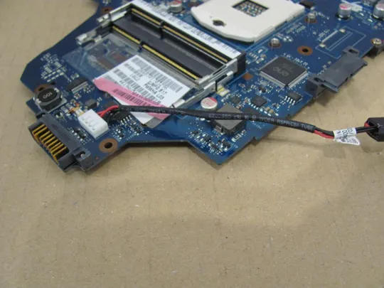 506-2 материнська плата LA-7201P для Toshiba Satellite C660 оригінал в Україні