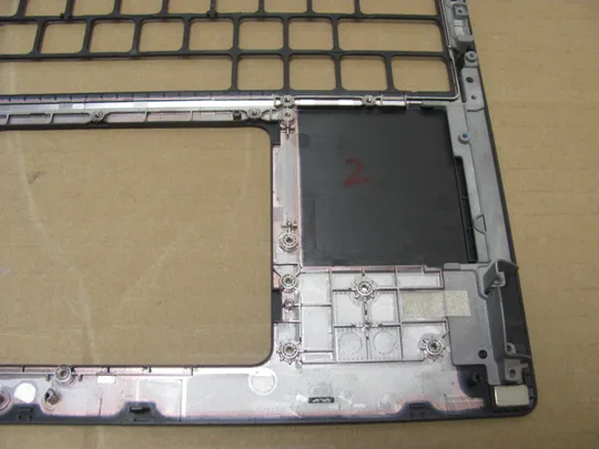 номер0978-2 корпус кришка палмрест корпус топкейс cover-C 02GKJD AP3MM000902 AP3MM000901 для Dell Precision 7670 7680  оригінал Де купити