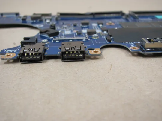 Купити 594-7  материнська плата AAZ60 LA-C461P SR2F1 i7-6600U   для Dell Latitude E7470  7470 оригінал