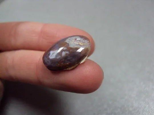 Камень яшма овальная для ювелирных изделий вес 1,64 г размер 5 х 18 х 13,5 мм №13256 З аукціону