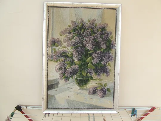 Картина Гобелен натюрморт оргоны -сирени раз.70 х 45 см. холст 2008 года    также много другого. Ціна