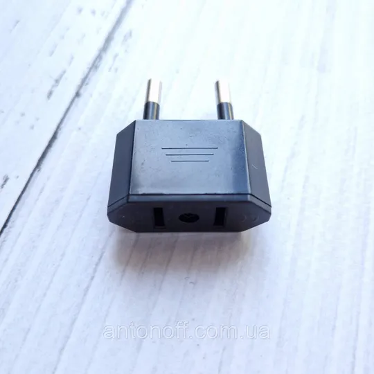 Мережевий перехідник адаптер з американської на євро вилку EU розетка 3A250V Чорний Ціна
