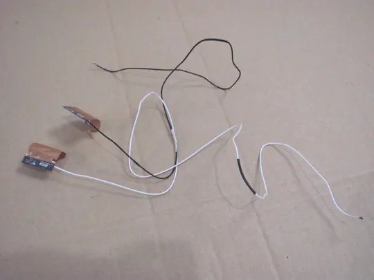 591-29 WI-FI антени DC33002BR10  для Acer Aspire 3 A315 A315-42 A315-54 A315-56 EX215-52 N19C1 оригінал Ціна