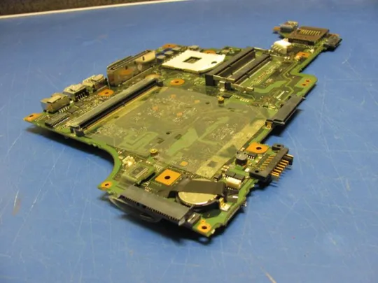 №124-7 материнська плата CP562610-Z1 РОБОЧА для FUJITSU CELSIUS H920 оригінал Де купити