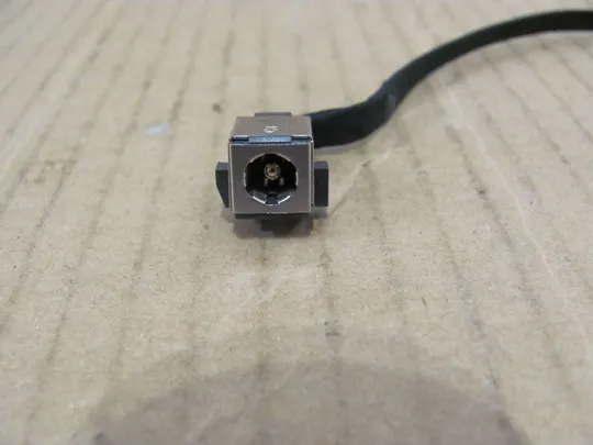 номер0234-23 роз'єм живлення,Роз'єм зарядки,Гніздо живлення,Штекера живлення,Зарядний порт,Роз'єм адаптера живлення,power connector для Toshiba Satellite C670 C670D L775D оригінал Де купити