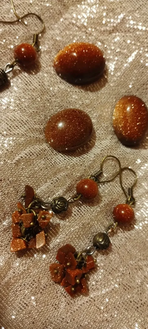 Купити Лотом, много позиций Изделия из авантюрина