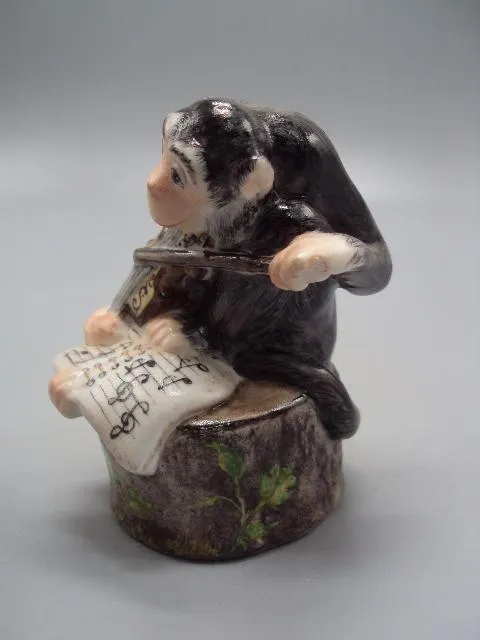 Фигура фарфор статуэтка ЛФЗ обезьяна квартет мартышка со скрипкой и нотами скрипач 8,7 см №14465 Де купити