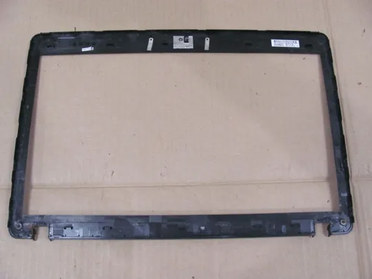 746-15 рамка матриці  646266-001 6070B0489301 для HP Probook 4530s 4535s оригінал Де купити