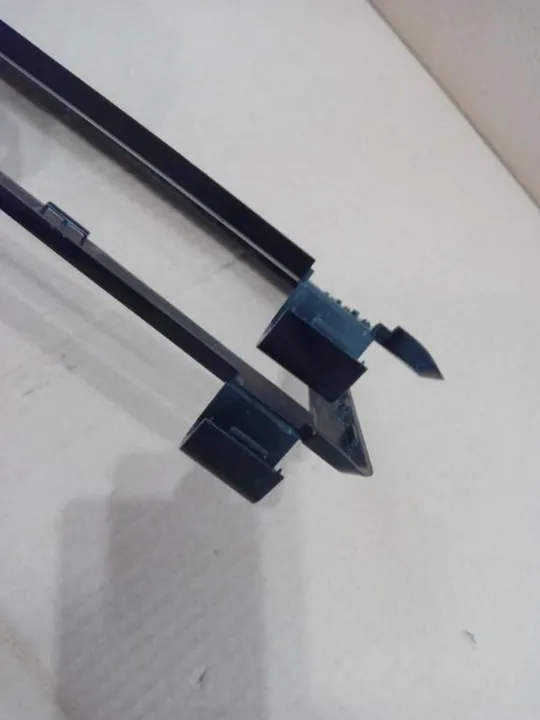 №331-5 рамка матриці 13N0-YHA0K01 для MEDION X6816 X6815 оригінал Де купити