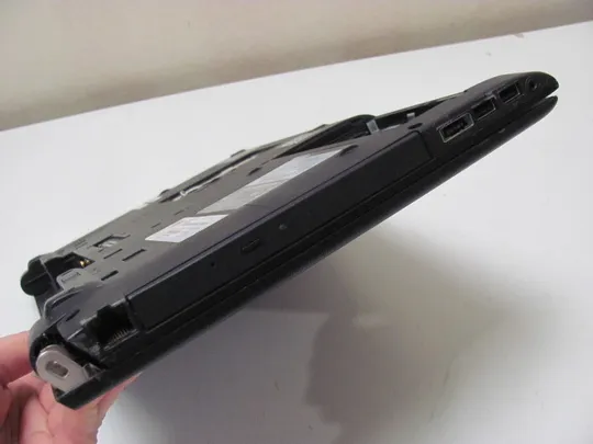4429 TOSHIBA TECRS R850 I5-2520M 2GB  НІМЕЧЧИНА Торговий майданчик