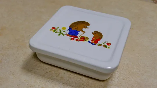 Лоток контейнер емалірований дитячий посуд Їжачки старий радянський Вживане #2 Ціна