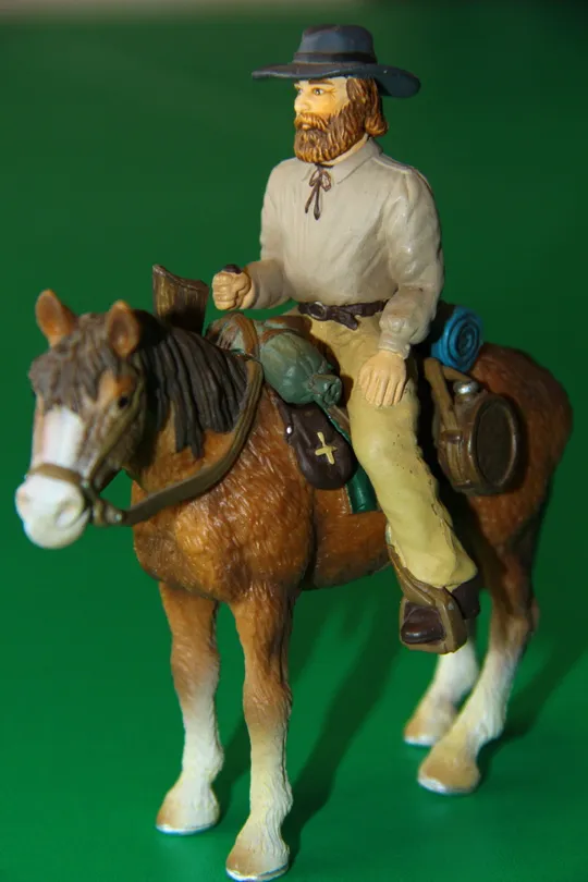 ТРАПЕР КОВБОЙ СТАРАТЕЛЬ НА КОНІ траппер SCHLEICH 90-100мм ФРГ ФРН Ціна