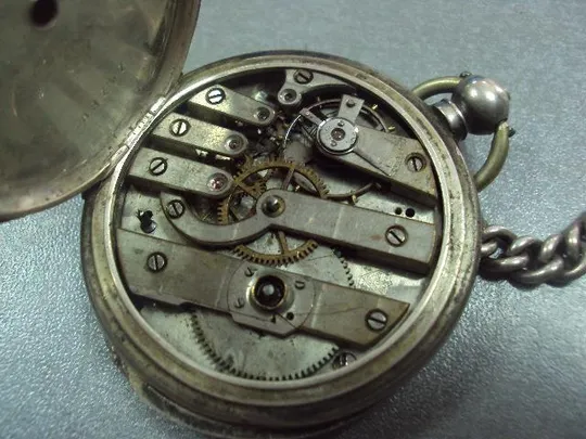 Карманные часы echappement a ancre Qualite Robert серебро 84 проба с цепочкой вес 122,9 г №9513 Недорого