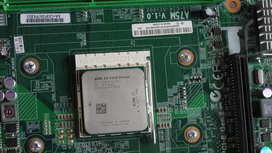 Купити материнская плата Lenovo ThinkCentre M78 03T7231 A75M VER 1.0 D3F2-LM3 microATX