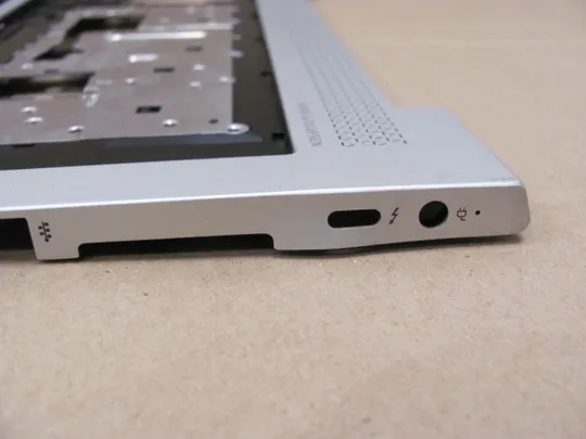 605-6  Кришка панель палмрест  6070B1210201 L18310-001 для HP EliteBook 840 G5  оригінал Характеристики