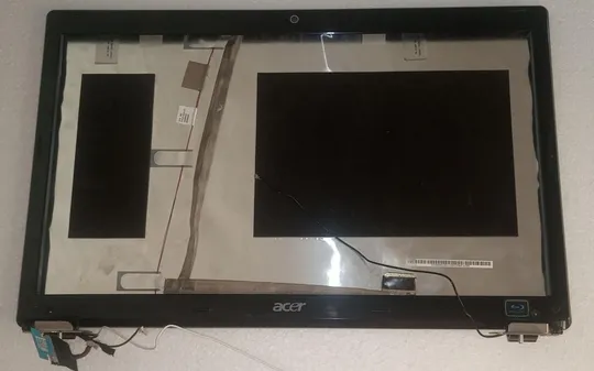 Верхня частина корпуса (кришка, рамка, петлі, шлейфи, вебкамера) з ноутбука ACER ASPIRE 7551G З аукціону