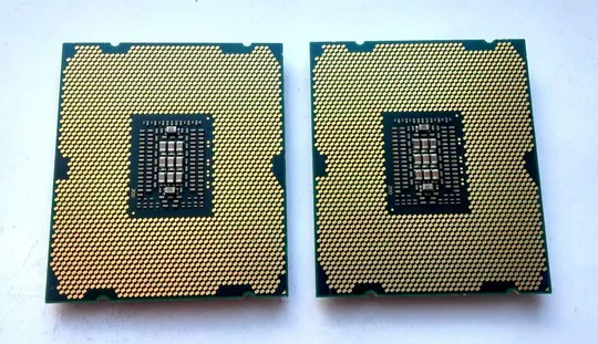 Пара 8 ядерных Xeon Intel QA80 ES Xeon E5-2648L 8C/16HT s2011 Вживане Ціна