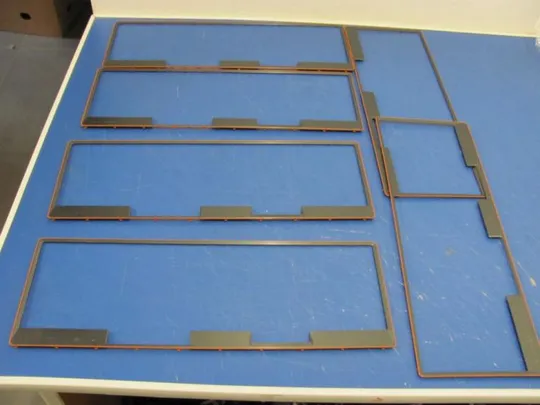 №200-8 рамка клавіатури 06KP0M для Dell Latitude E6520 оригінал Ціна