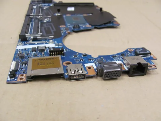 725-5  материнська плата APW50 LA-C381P  848219-001 SR2FQ  i7-6700HQ для  HP Zbook 15 G4 оригінал Інтернет-аукціон