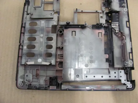 номер0268-5 Кришка (дно, корито, піддон) корпуса 6070B0491601 646261-001 для HP ProBook 4530s оригінал Недорого