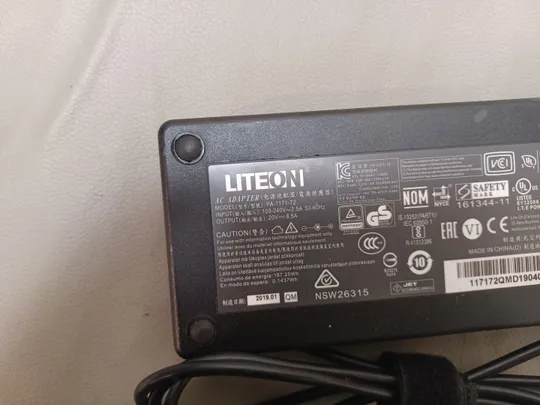 Купити 0957 адаптер живлення LITEON PA-1171-72 20V 8.5A  НІМЕЧЧИНА