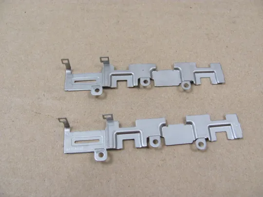 номер1035-6 комплектуюче кріплення  EC12D000300 для Lenovo ThinkPad A475 A485 T470 T480 оригінал Ціна