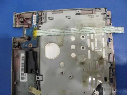 №20-4 кришка палмрест 13N0-7NA0301 для ACER V3-771G оригінал Де купити