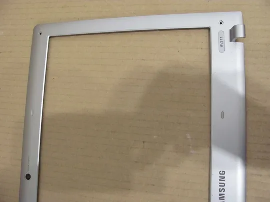 495-3 рамка матриці BA75-02855A для SAMSUNG RV509 RV511 оригінал Продаж