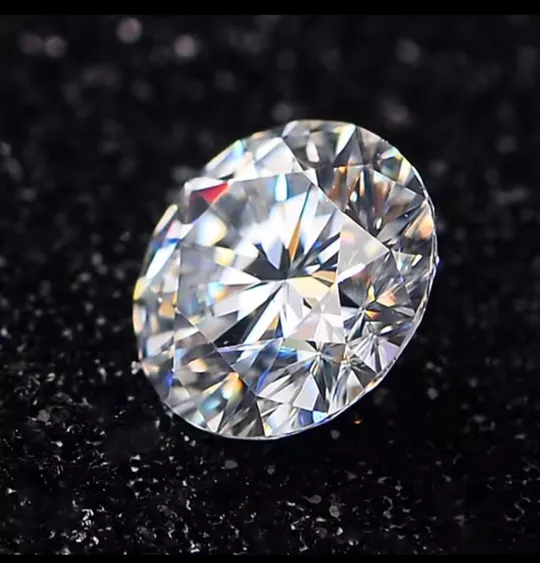 Муассаніт 2 карата 8мм з сертифікатом. Ціна