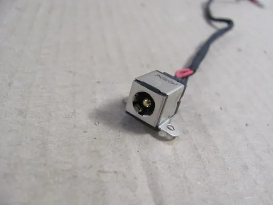 Купити номер029-14 роз'єм живлення Роз'єм зарядки Гніздо живлення Штекера живлення Зарядний порт Роз'єм адаптера живлення power connector  довгий для MEDION AKOYA P7632 DNS C17A оригінал