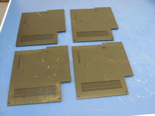 №43-31 сервісна кришка 13N0-ZKA0A01 13N0-ZKA0A21 для Medion Akoya E6228 оригінал Ціна