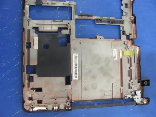 №235-3 Кришка дно піддон корпуса 13N0-1BA0621 для Medion Akoya E6416 E6412 E6418 оригінал Де купити