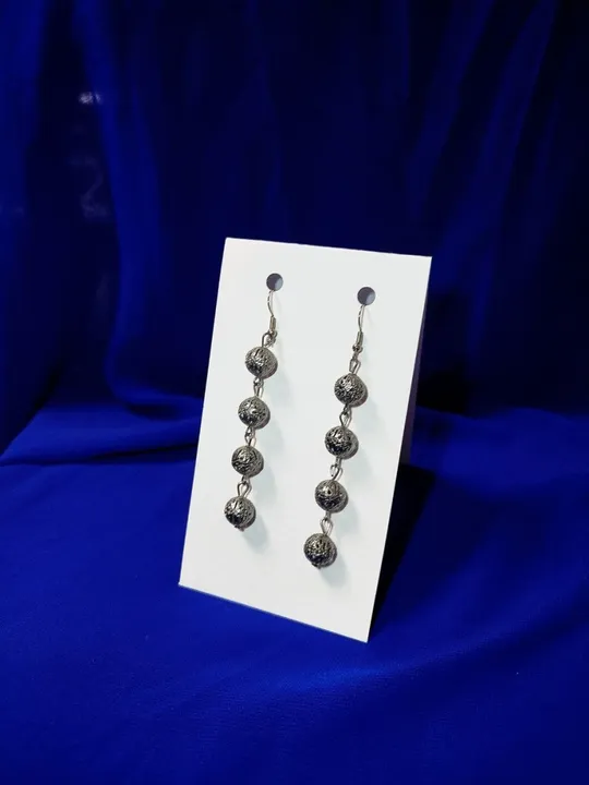 Купити Сережки &quot;Сіре залізо&quot; | 4 кулі, ланцюжки, довжина 6 см