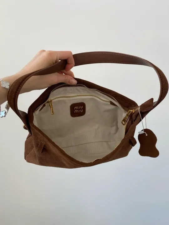 Сумка жіноча Miu Miu Aventure Nappa Leather Bag Brown Suede Інтернет-аукціон