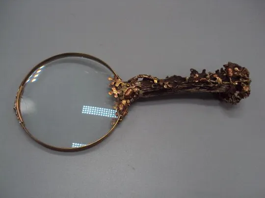 Подарочная линза увеличительное стекло лупа желуди и листья латунь, рог оленя 20,7 х 9 см №13488 Ціна