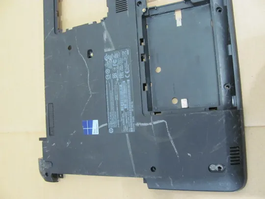423-9  Кришка дно піддон корпуса 6070B0742601 758047-001 для HP ProBook 350 G1 G2 355 G1 G2  оригінал З аукціону