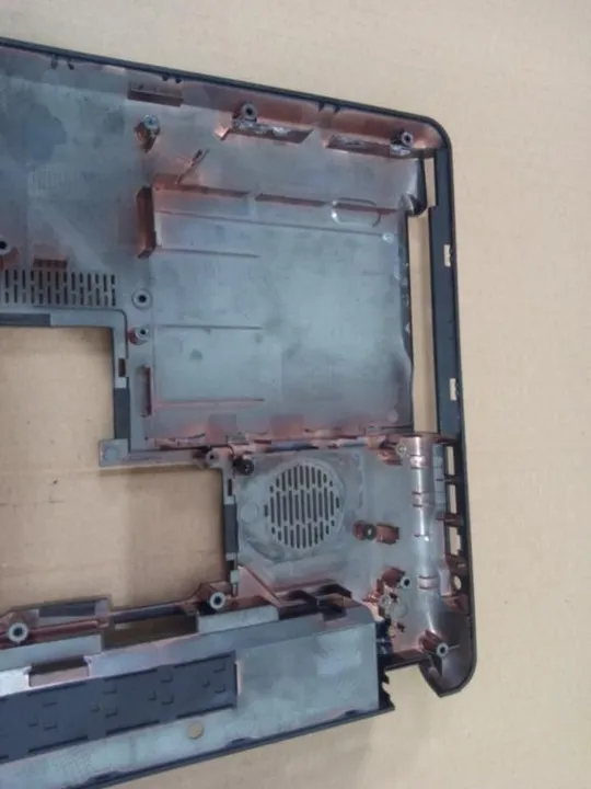 №330-2 Кришка дно піддон корпуса 13N0-YHA0V01 для MEDION X6816 X6815 оригінал Де купити