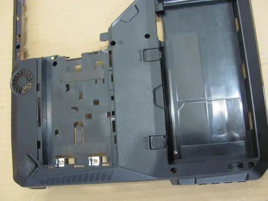 478-2 Кришка дно піддон корпуса для MEDION X6811 X6812 GX660 MS-16F1 оригінал З аукціону