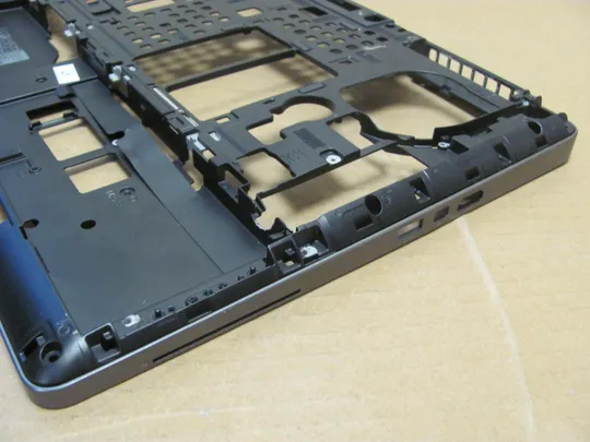 номер0985-2 Кришка дно піддон корпуса Нижний корпус(дно)для ноутбука низ дно поддон Нижняя часть 03K8M9 AM1DI000B02 для Dell Precision 7510 7520 P53F оригінал в Україні