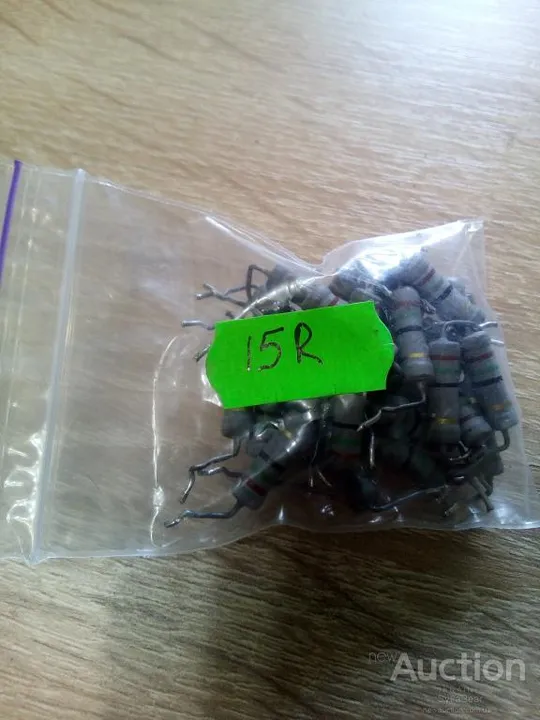 РЕЗИСТОРИ 15ом імпорт лот  10шт Продаж