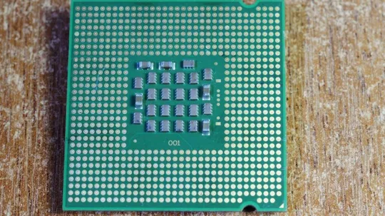 Купити 2x ядерный s775 Pentium 4 640 HT SL7Z8 3.20GHz/2M/800 LGA775 Вживане