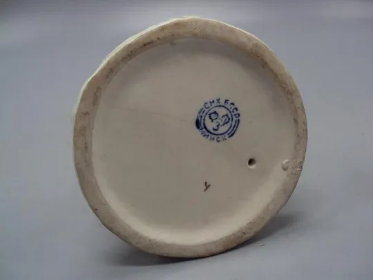 Фигура фарфор СНХ БССР Минск ФФЗ девочка с корзиной с грибами собирает грибы высота 13,5 см №14020 Недорого