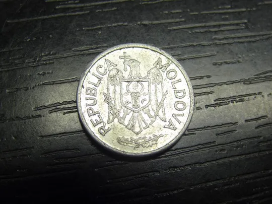 10 бані 2004 Молдова Ціна