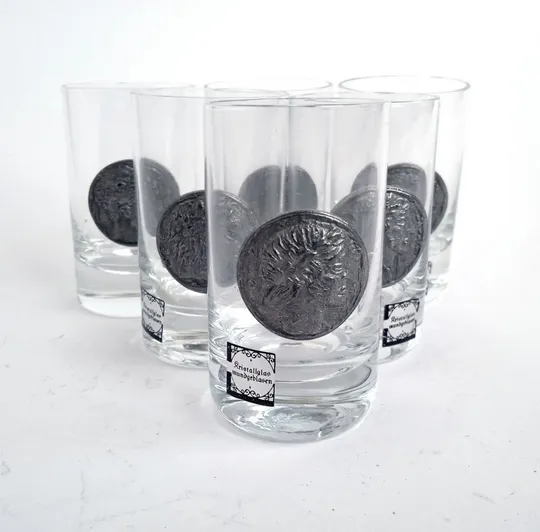 Купити Рюмки чарки з олов'яною монетою 6 шт Helsinki кришталеве скло 1970-ті Німеччина Yf 21