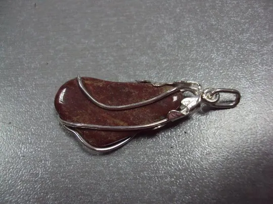 Подвеска кулон яшма дубовые листья листочки авторская работа серебро 925 проба Украина 6,8 г №11900 Інтернет-аукціон