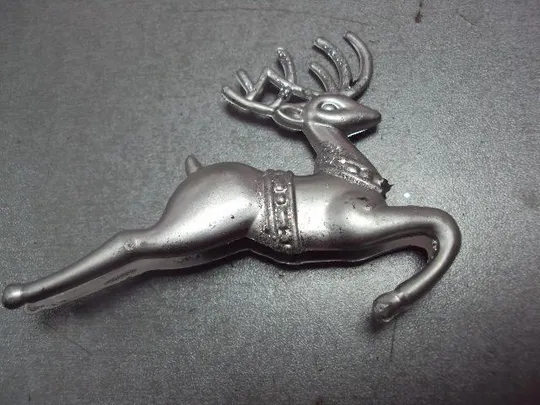 Елочная игрушка украшение олень пластик №9960 Характеристики