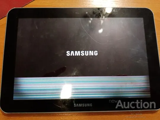 Samsung GT-P7300 дисплейный модуль с рамкой З аукціону
